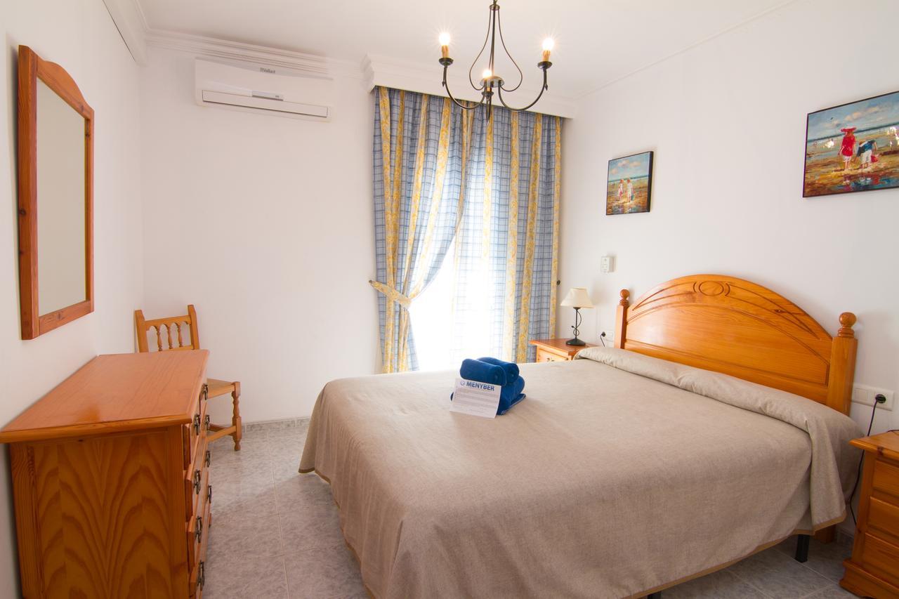 Pulguilla E Menyber Apartment Nerja Bagian luar foto