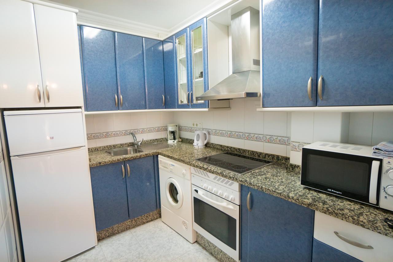 Pulguilla E Menyber Apartment Nerja Bagian luar foto