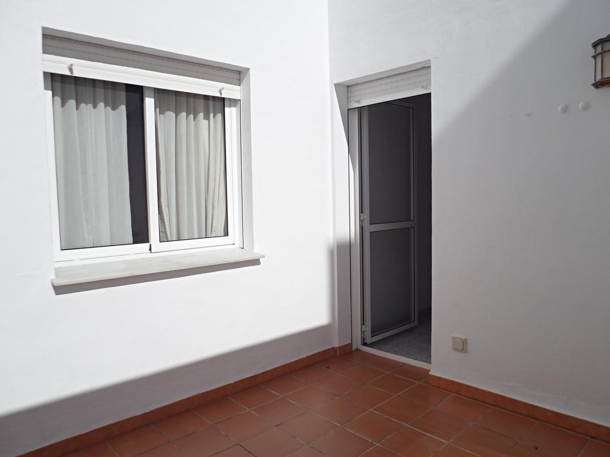 Pulguilla E Menyber Apartment Nerja Bagian luar foto