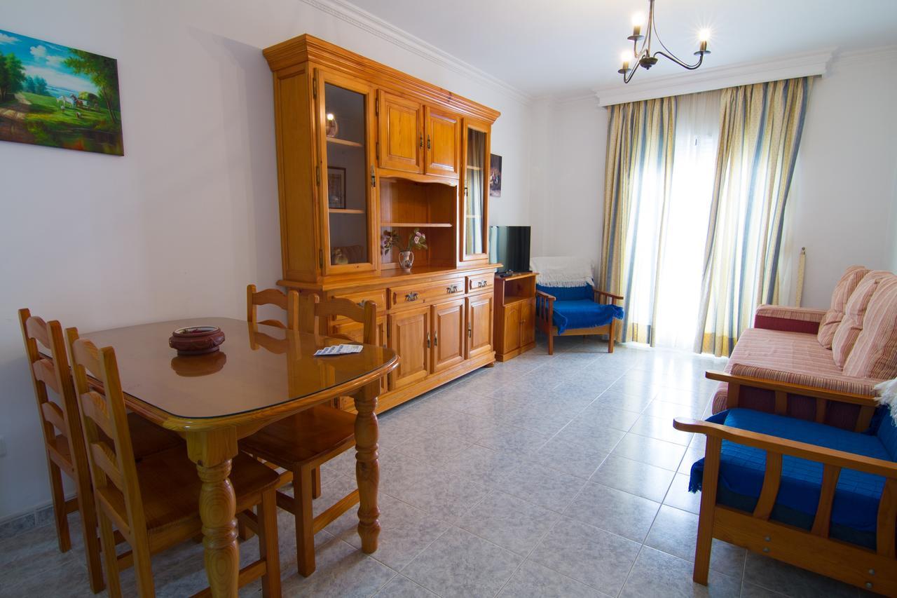 Pulguilla E Menyber Apartment Nerja Bagian luar foto