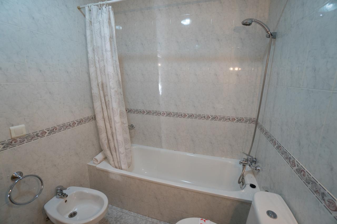 Pulguilla E Menyber Apartment Nerja Bagian luar foto