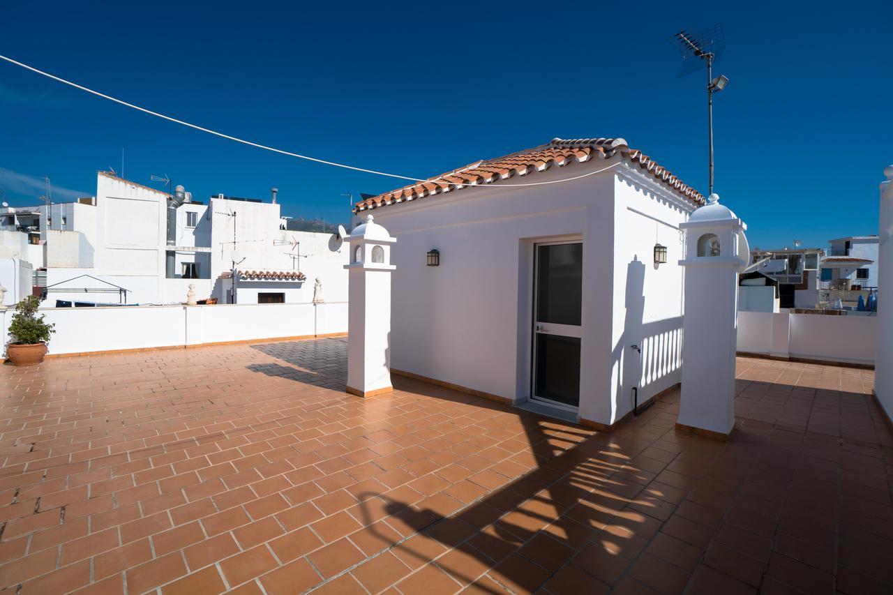 Pulguilla E Menyber Apartment Nerja Bagian luar foto