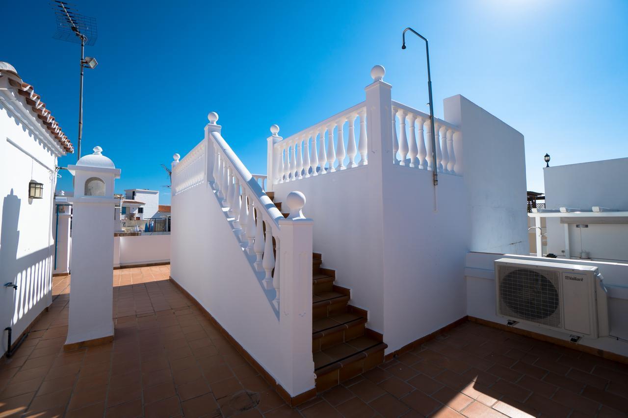 Pulguilla E Menyber Apartment Nerja Bagian luar foto